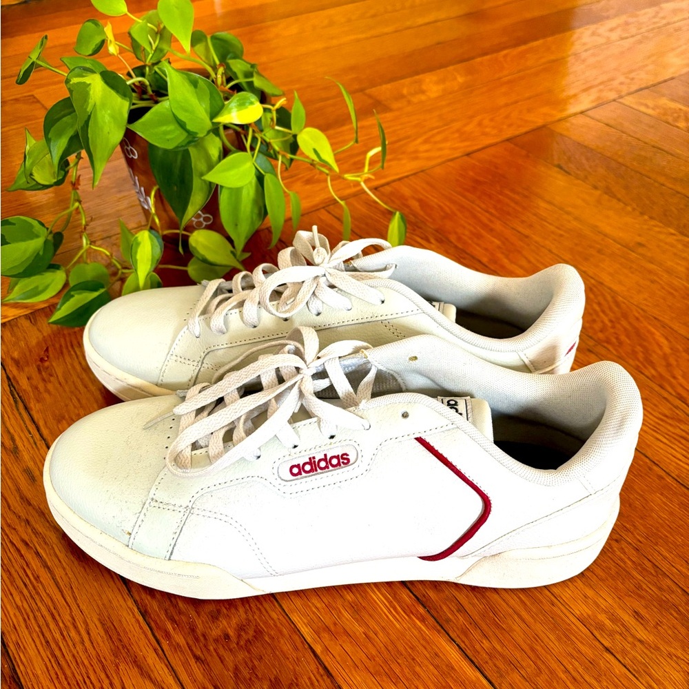 Adidas men’s sneakers worn once